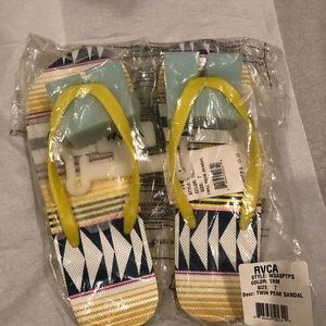RVCA rubber slippers